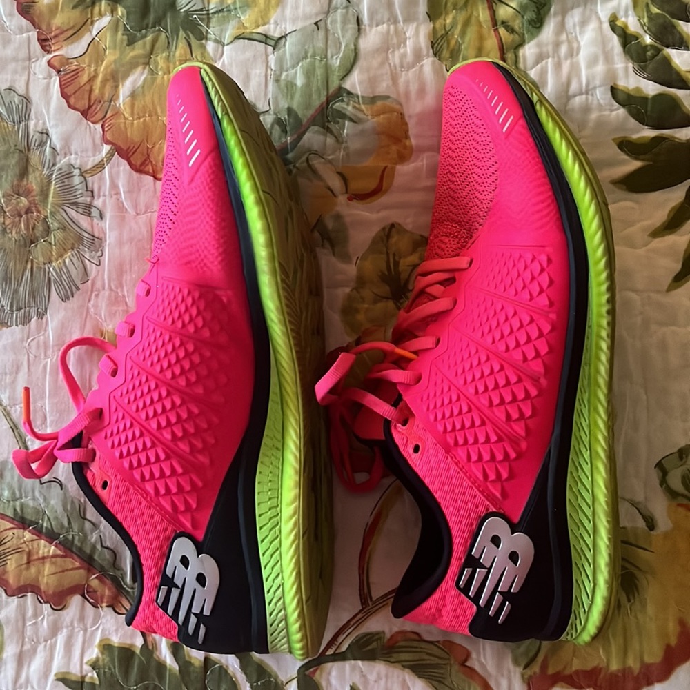 New Balance - Fuel Cell - Size 11